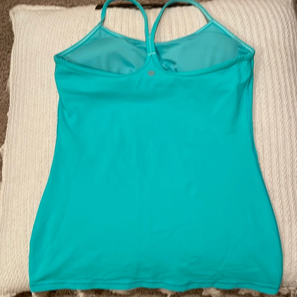 Lululemon women’s long tank top